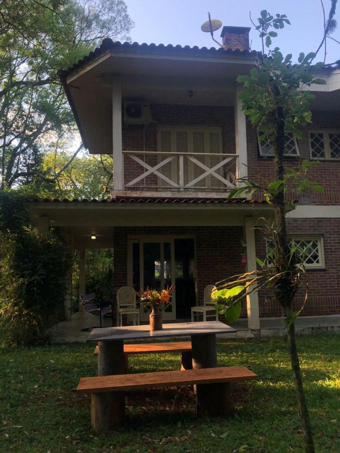 Casa de férias Casa Do Bosque, Espacosa Em Espetacular, 5 Min Centro!