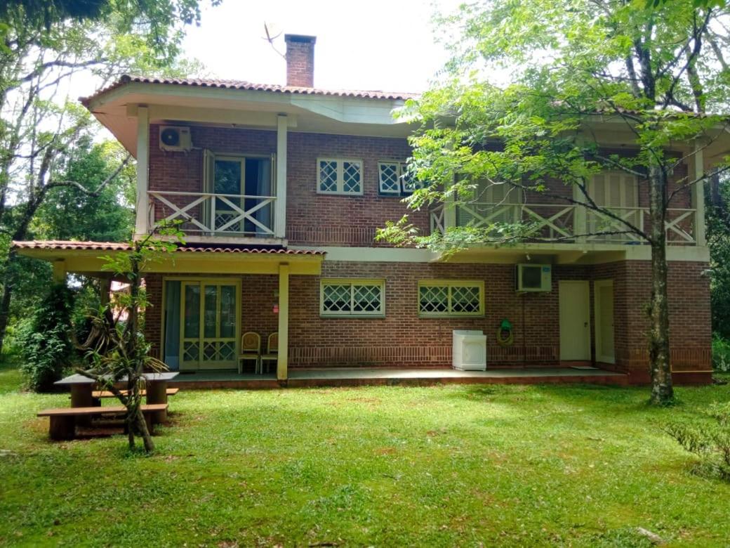 Casa Do Bosque, Espacosa Em Espetacular, 5 Min Centro! Casa de férias Gramado